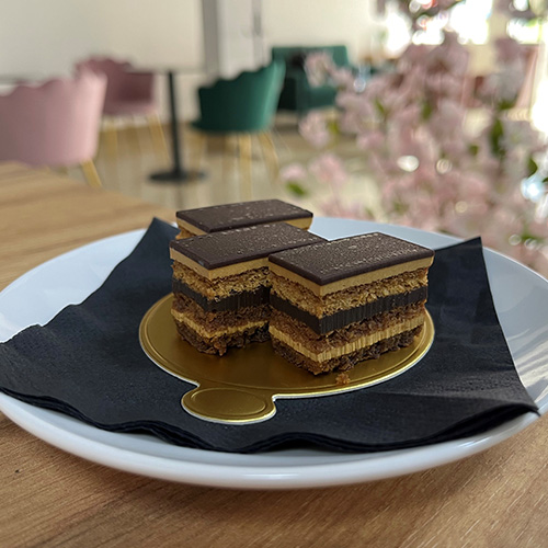 Cake Shop in Poole | Patisserie Luxe gallery image 3
