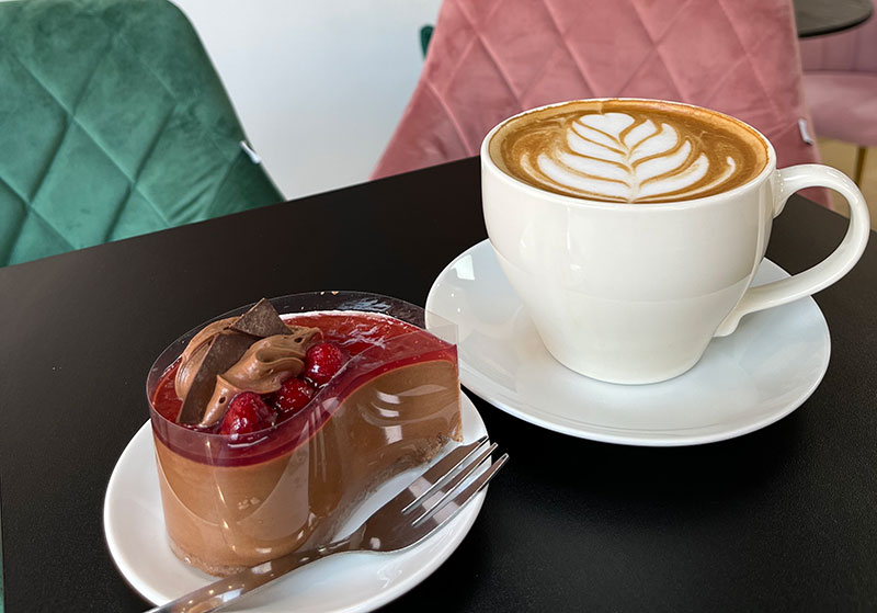 Cake Shop in Poole | Patisserie Luxe gallery image 1